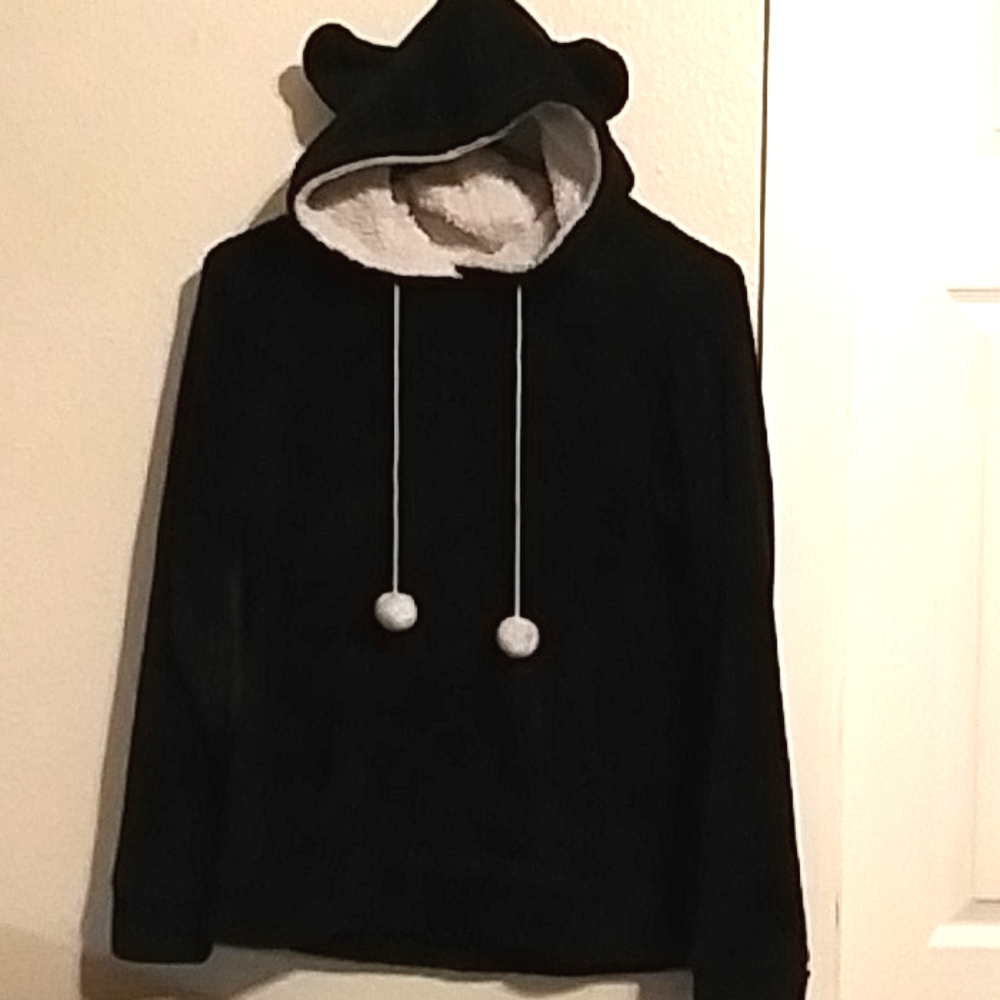 Adorable Bear Hoodie!Sz S *selling as is*